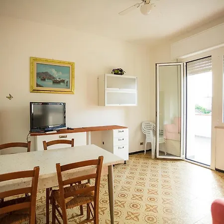 Paris Apartman Rimini